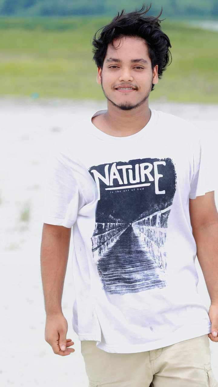 received_437956848819195