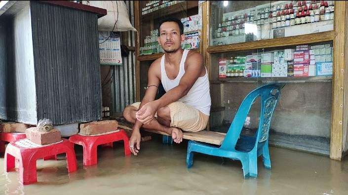 ক্ষতির মুখে ব্যাবসায়ীরা