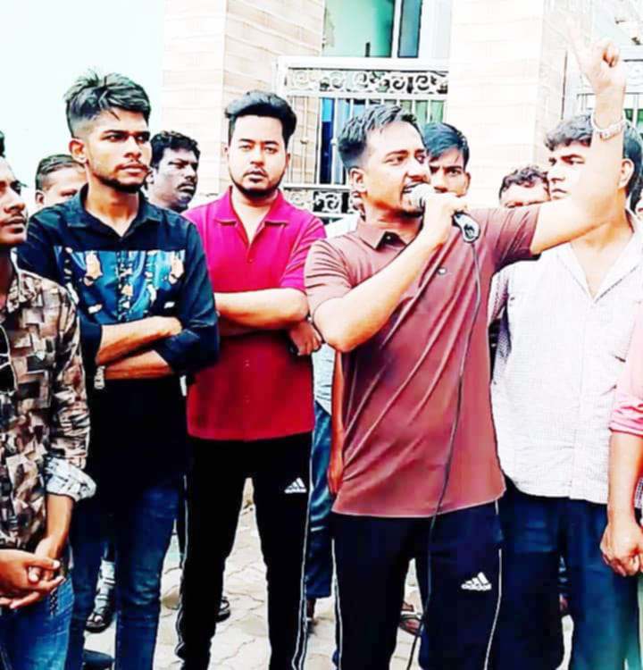 received_1489235732472930